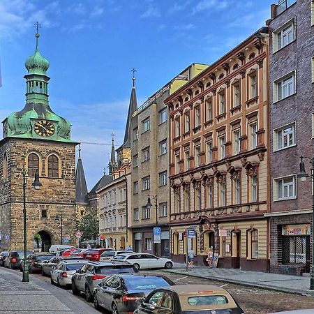 Peter'S Tower Apartments Praga Exterior foto